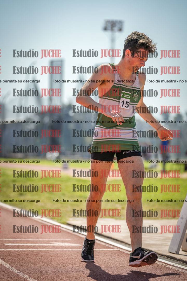 Fotos de los 800 m llanos de varones