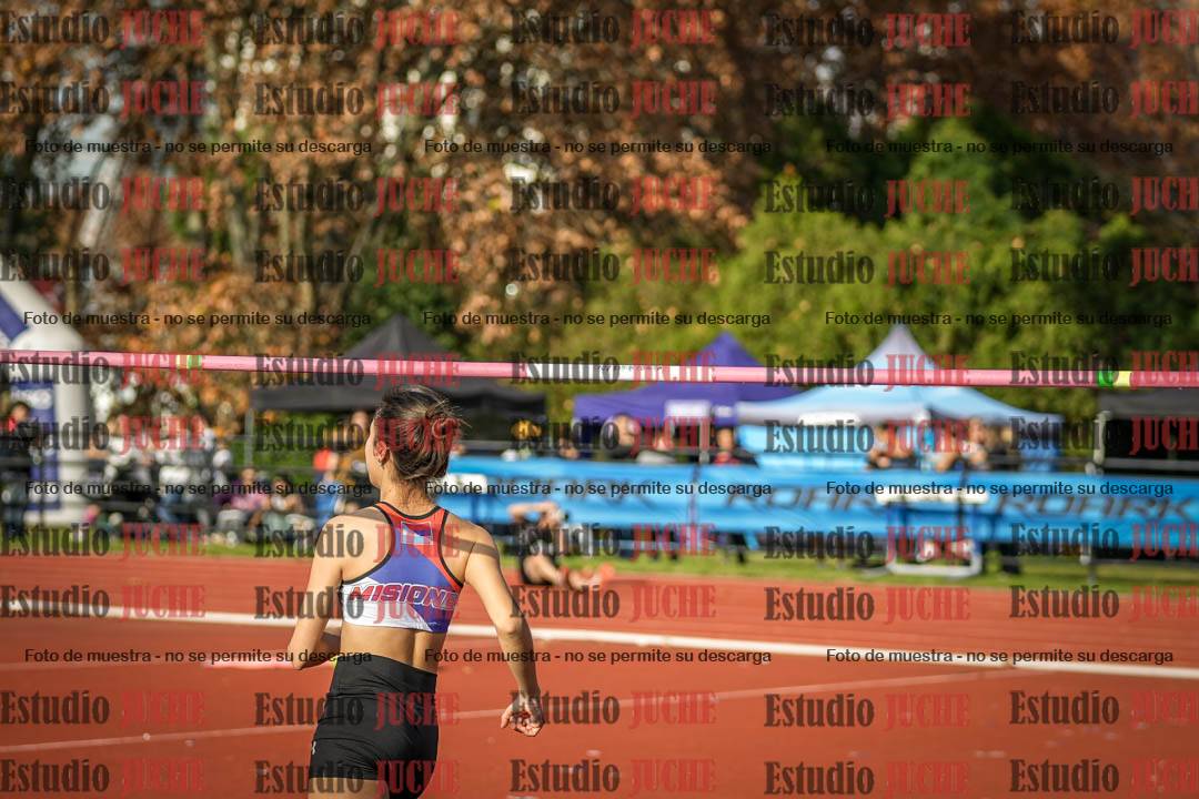 Fotos del salto en alto de mujeres