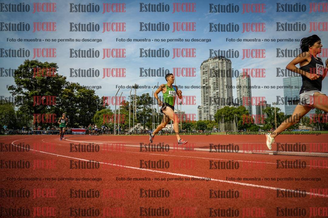 Fotos de los 3000 m llanos de varones