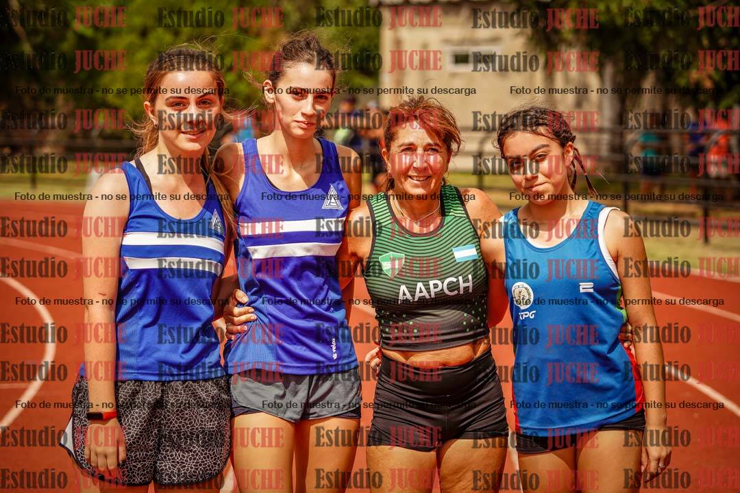 Fotos de algunos podios y extras del torneo
