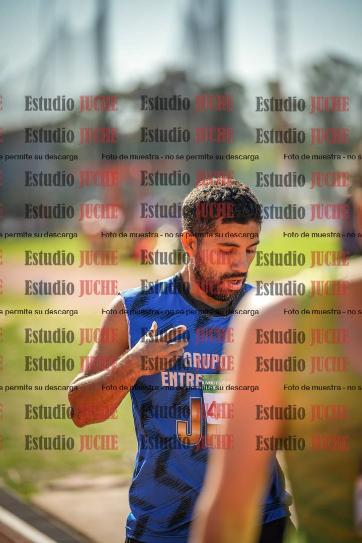 Fotos de los 800 m llanos de varones