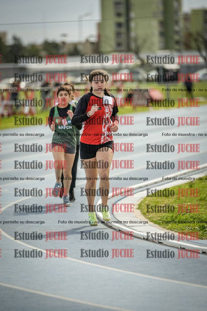 Fotos de los 800 m llanos de mujeres - U14