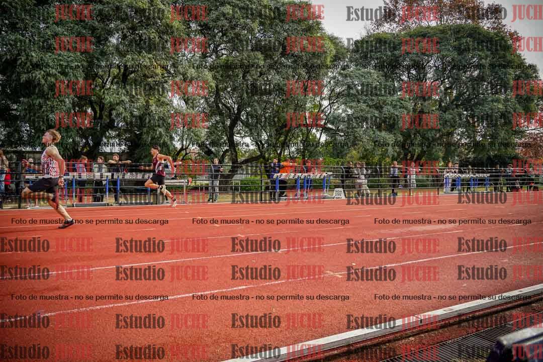 Fotos de los 100 m llanos de varones