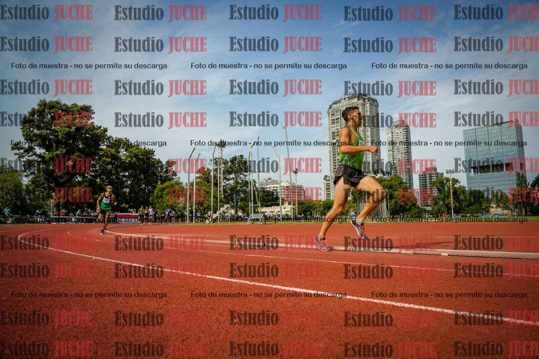 Fotos de los 3000 m llanos de varones