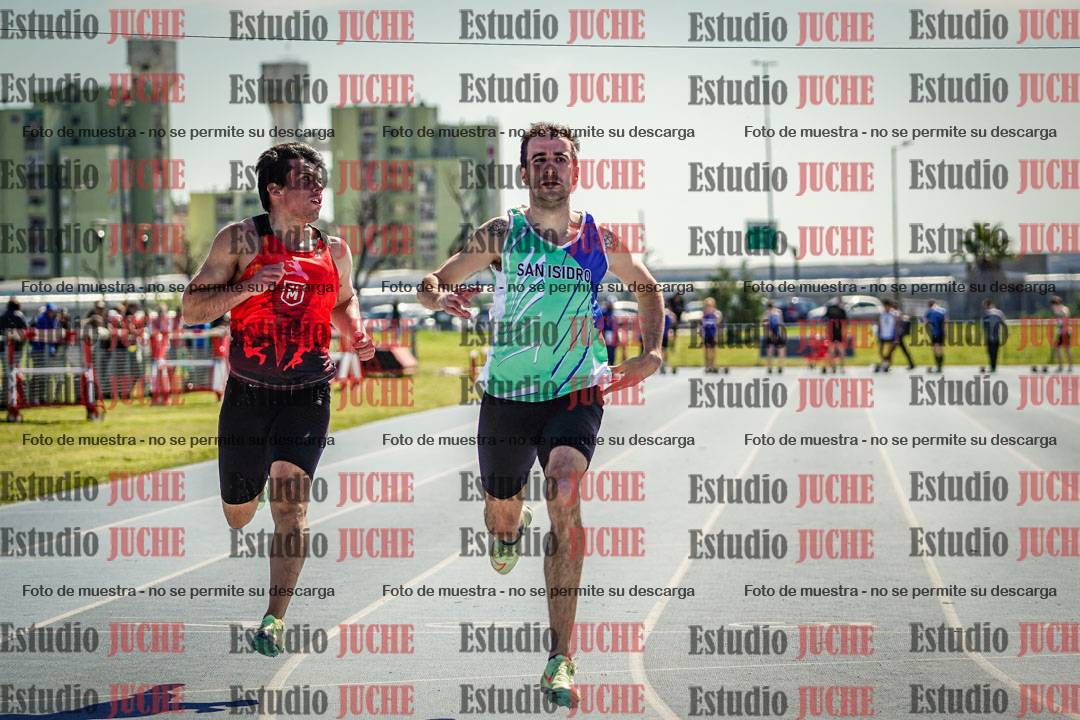 Fotos de los 100 m llanos de varones