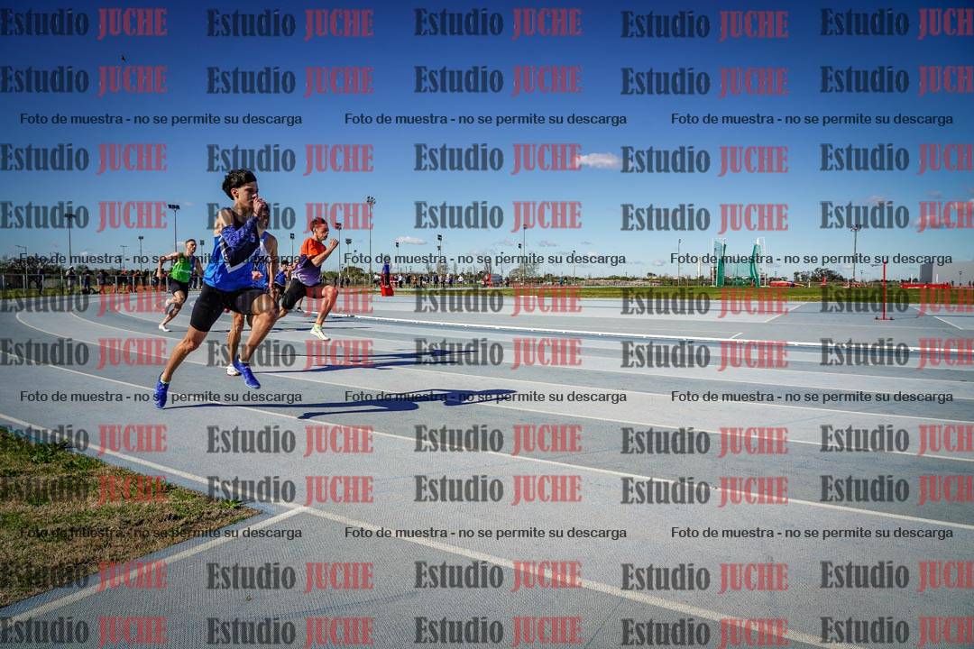 Fotos de los 200 m llanos de varones