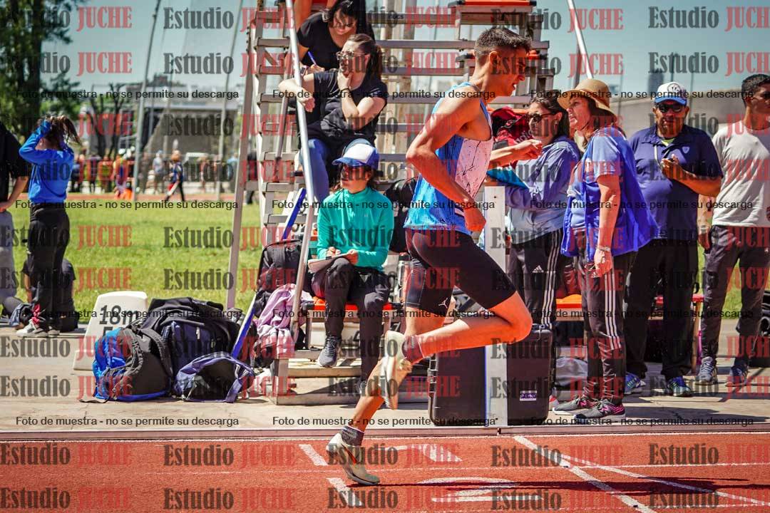 Fotos de los 800 m llanos de varones