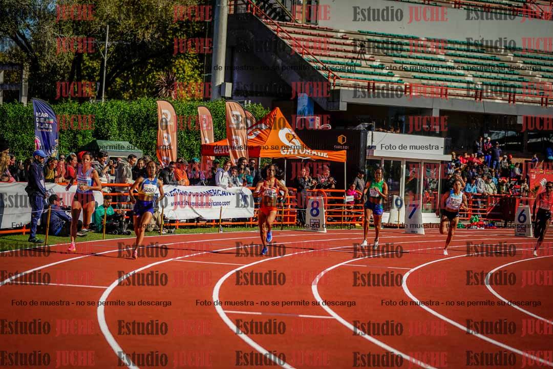 Fotos de los 800 m llanos de mujeres