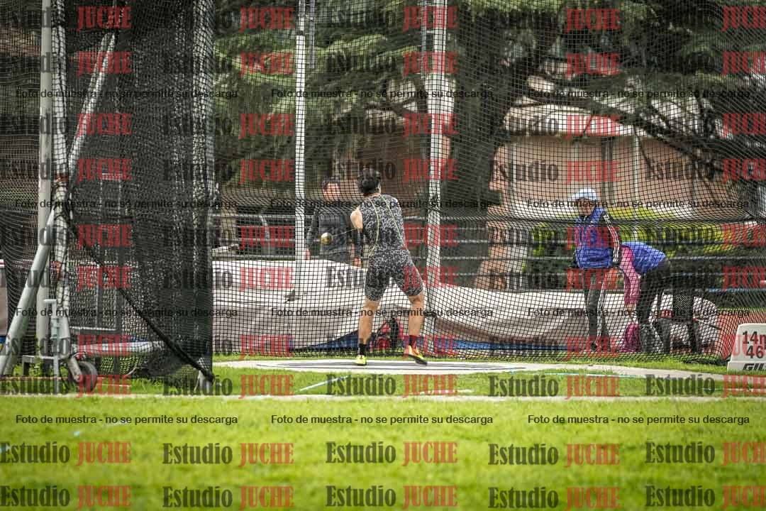 Fotos del lanzamiento de martillo de varones