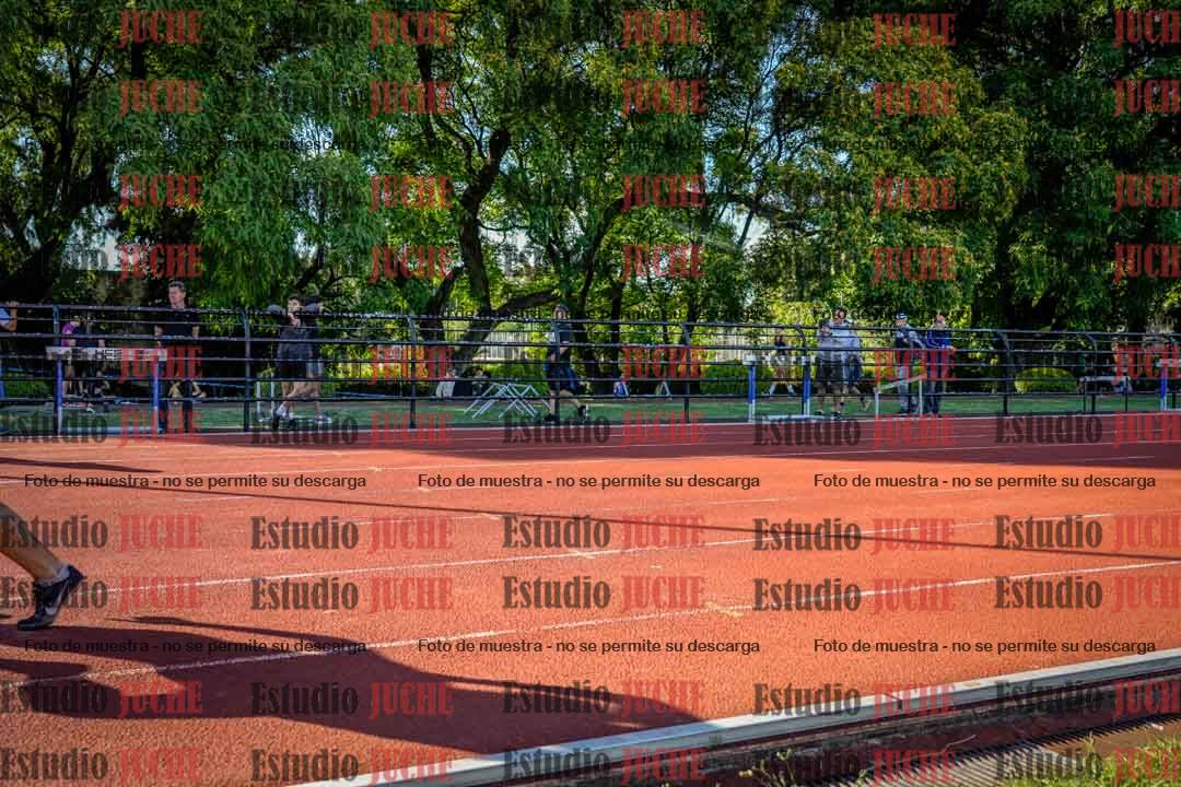 Fotos de los 100 m llanos de varones