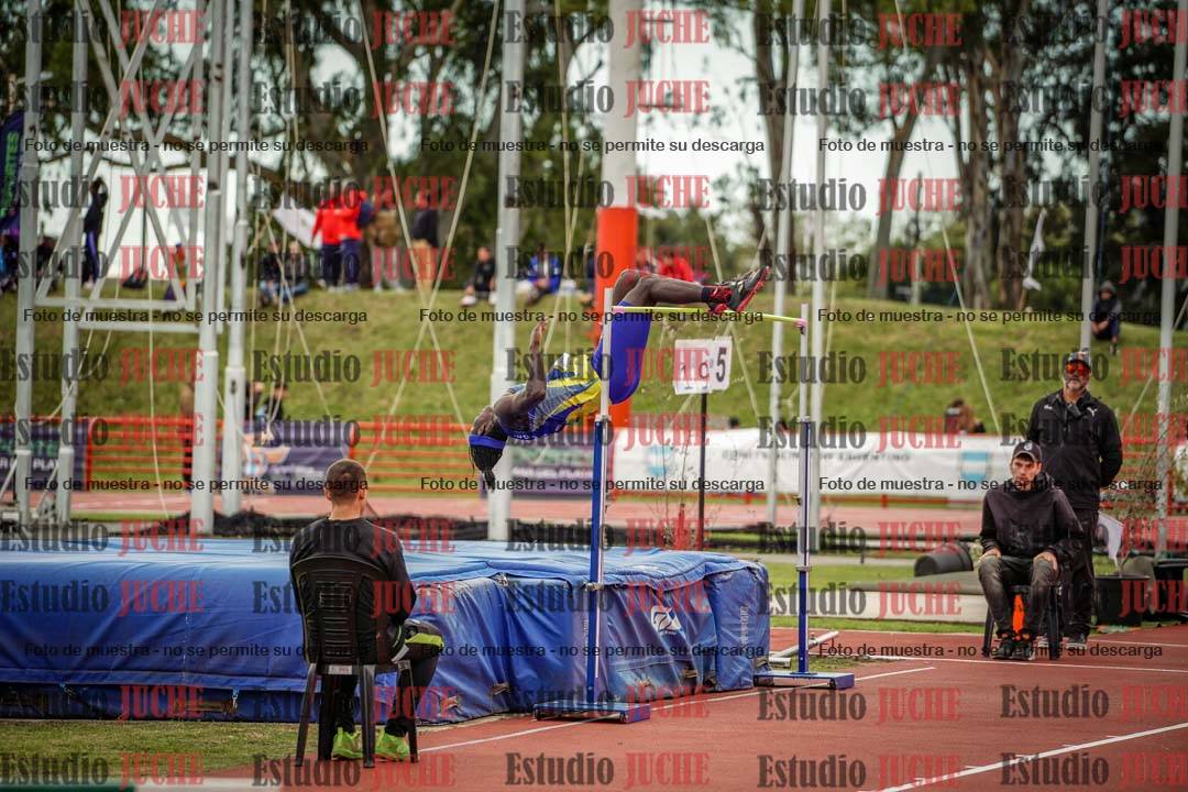 Fotos del salto en alto de varones - FINAL