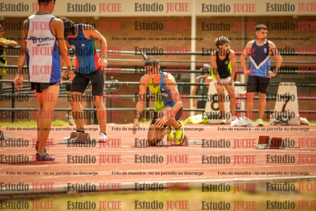 Fotos de los 100 m llanos de varones