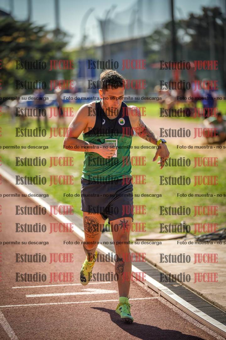 Fotos de los 800 m llanos de varones