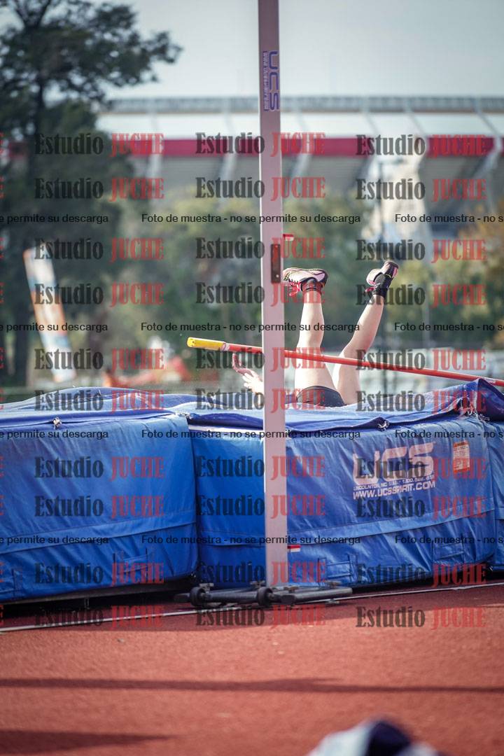 Fotos del salto en alto de mujeres