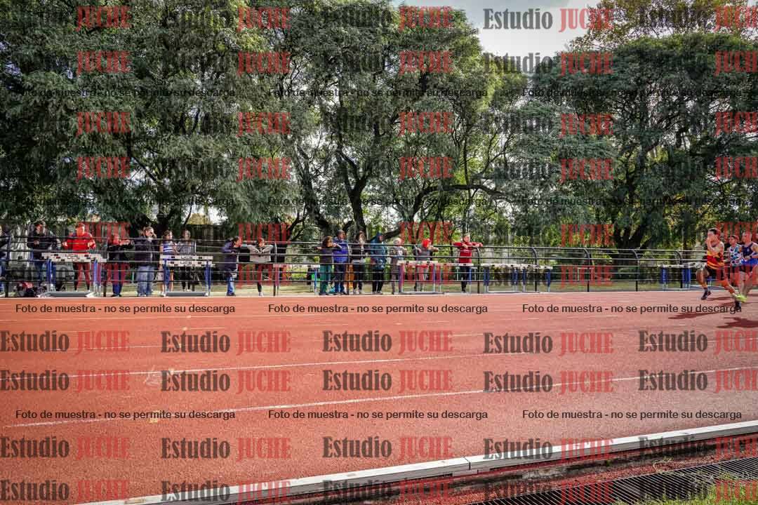 Fotos de los 100 m llanos de varones