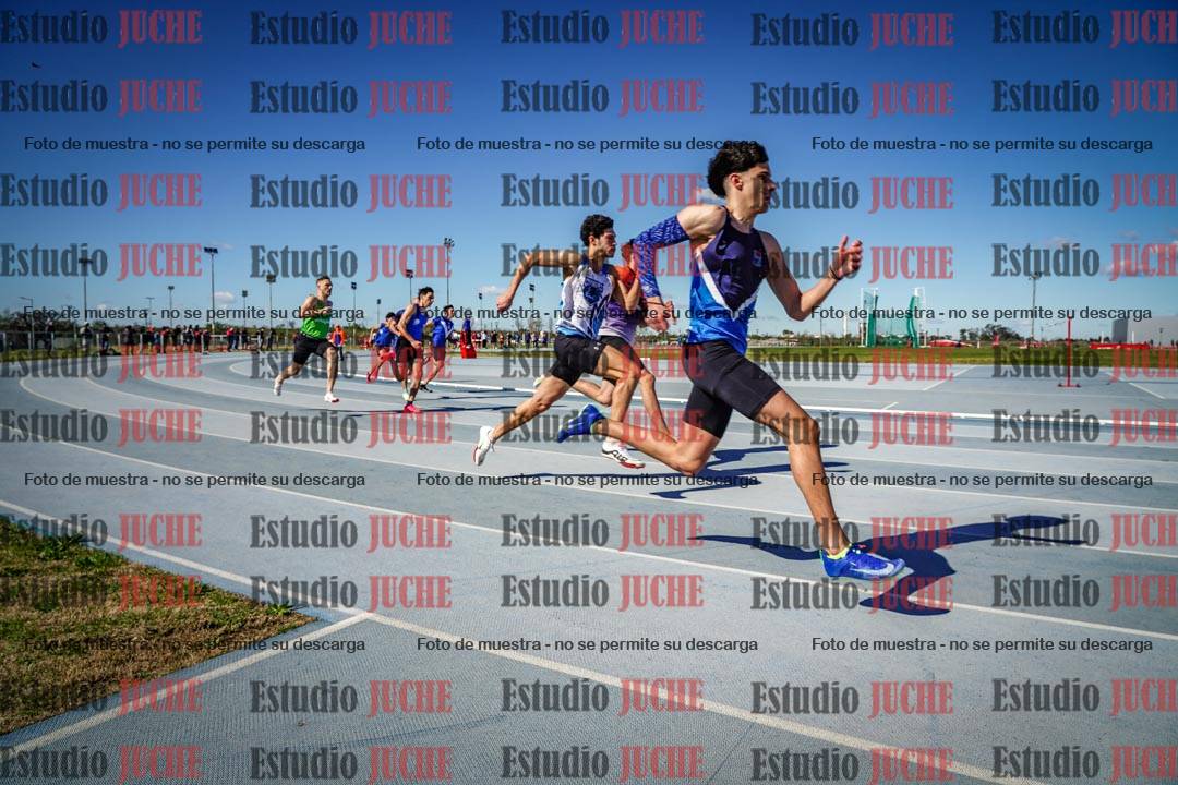 Fotos de los 200 m llanos de varones