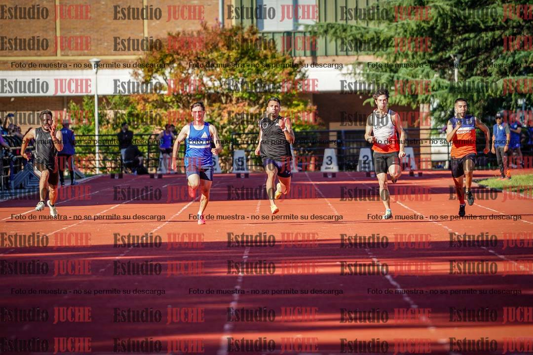 Fotos de los 100 m llanos de varones