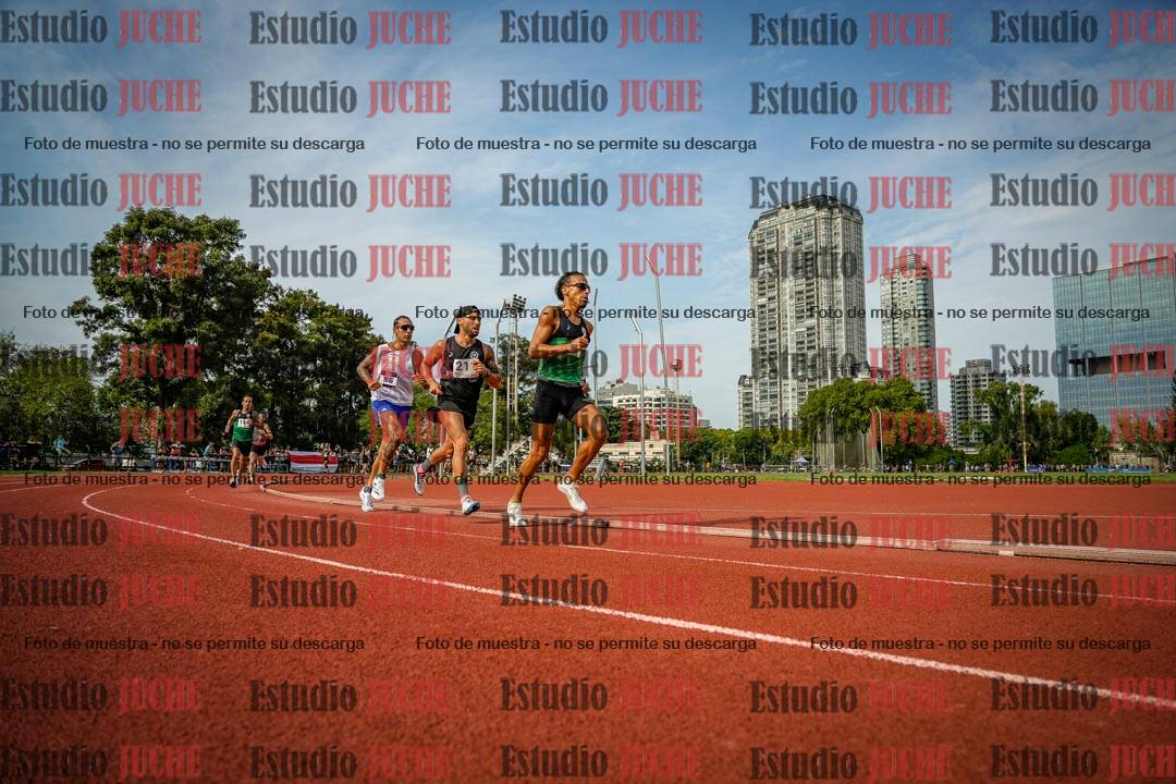 Fotos de los 3000 m llanos de varones