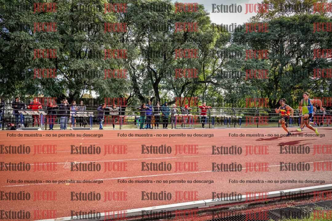 Fotos de los 100 m llanos de varones