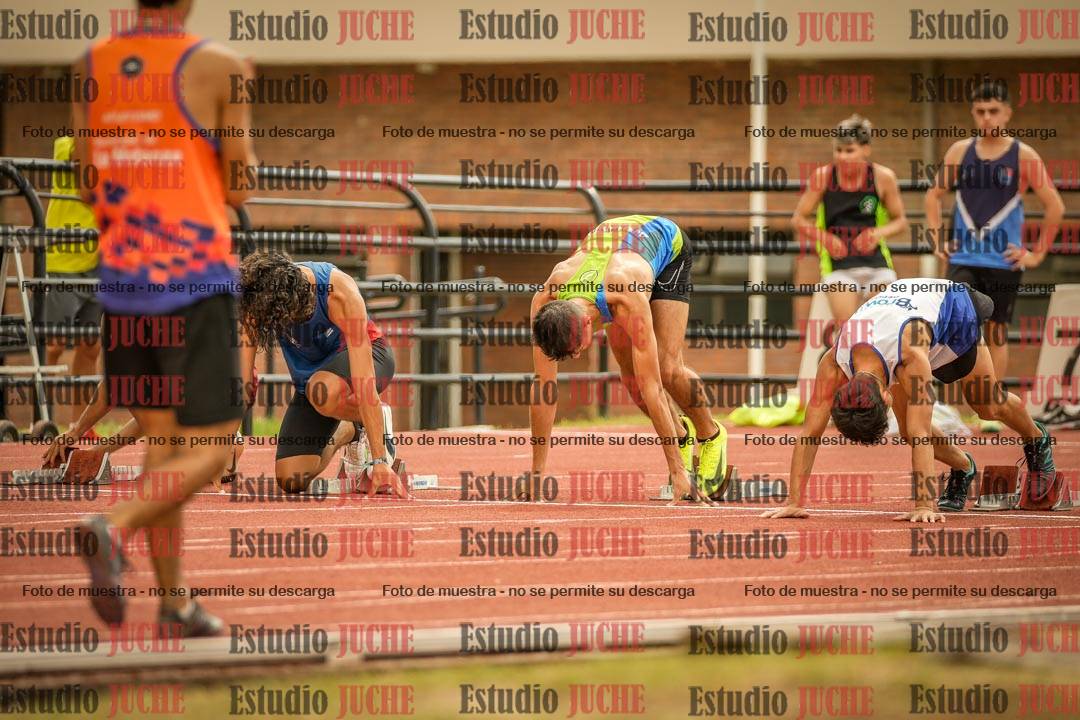 Fotos de los 100 m llanos de varones
