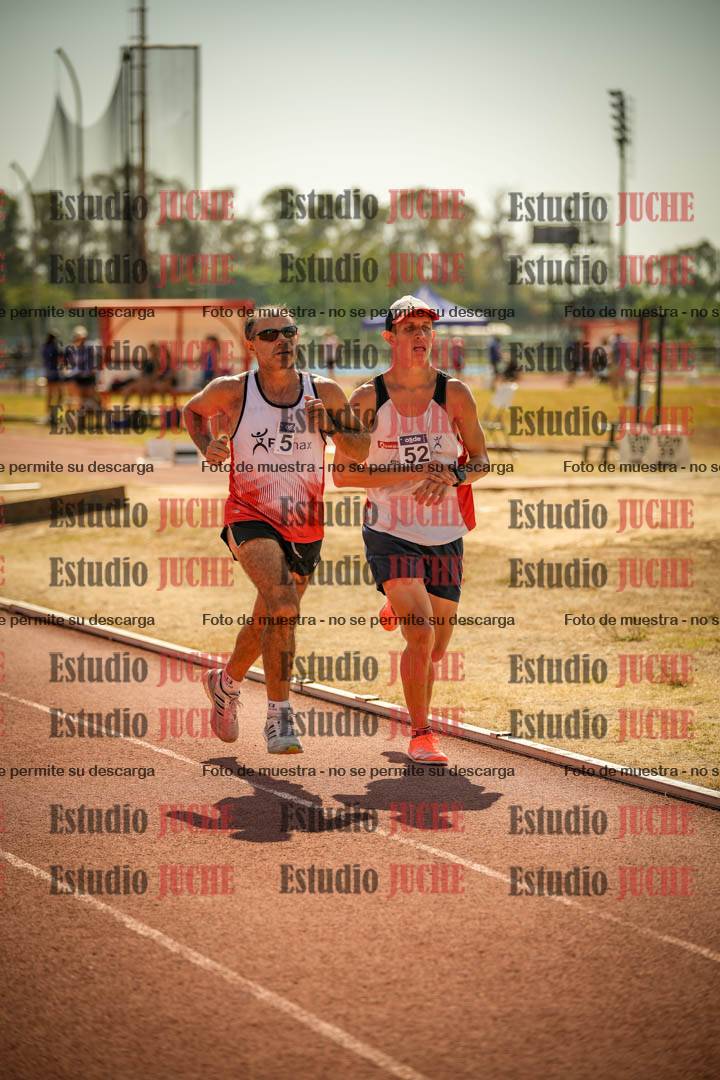 Fotos de los 3000 m llanos de varones