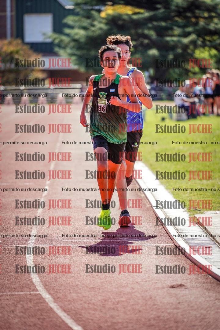 Fotos de los 2400 m de varones