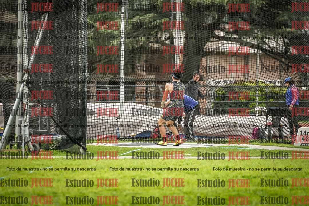 Fotos del lanzamiento de martillo de varones