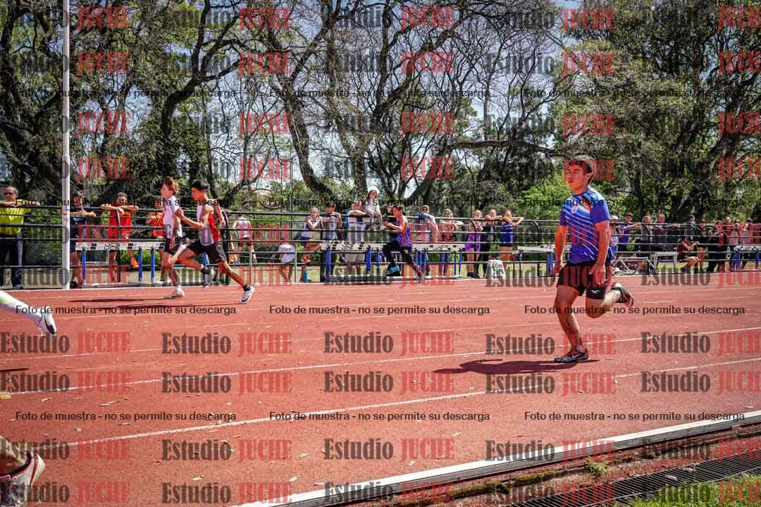 Fotos de los 80 m llanos de varones