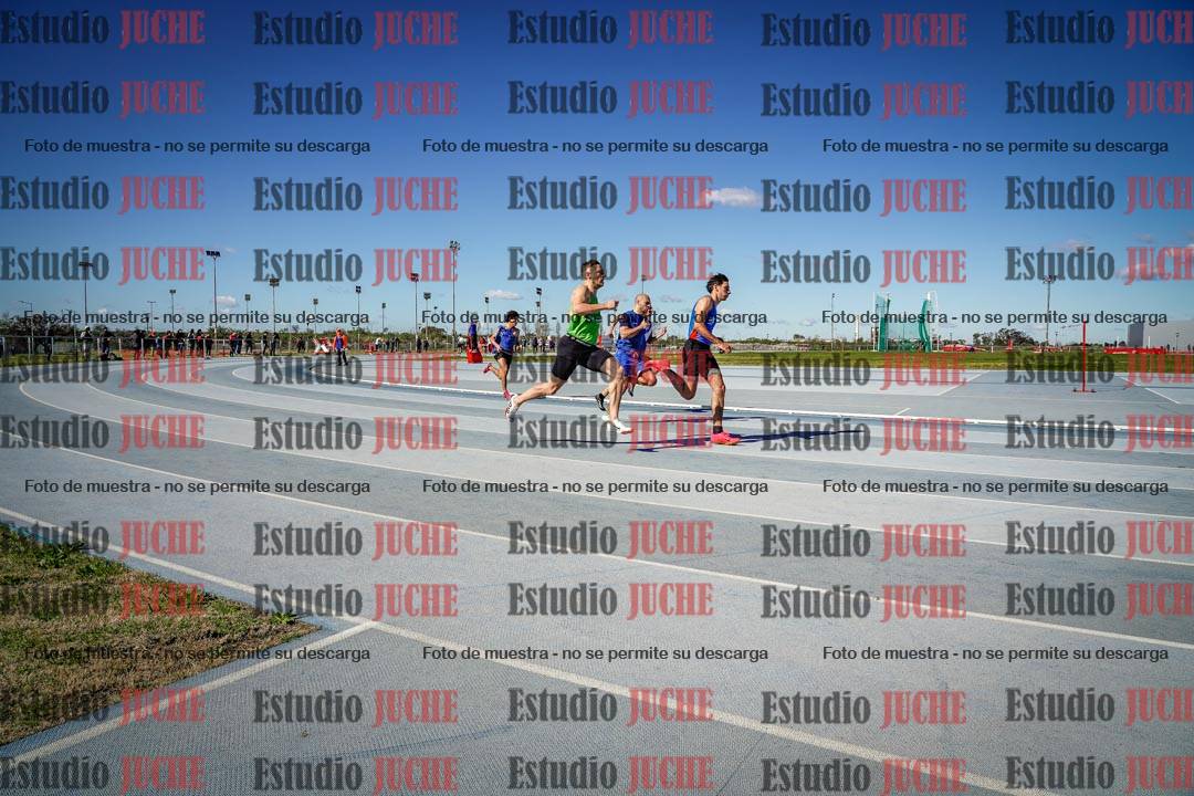 Fotos de los 200 m llanos de varones