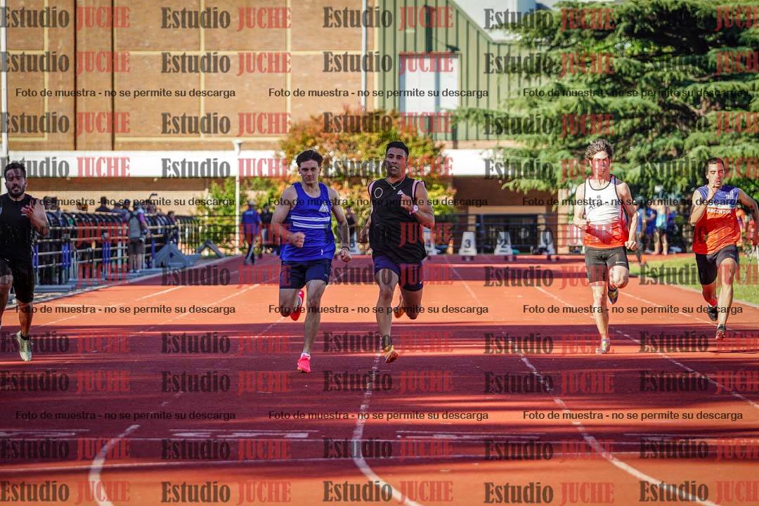 Fotos de los 100 m llanos de varones