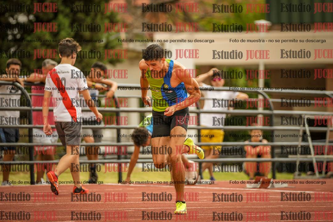 Fotos de los 100 m llanos de varones