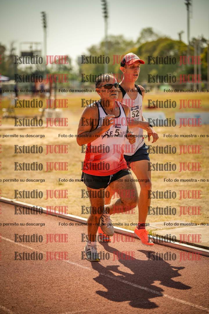 Fotos de los 3000 m llanos de varones