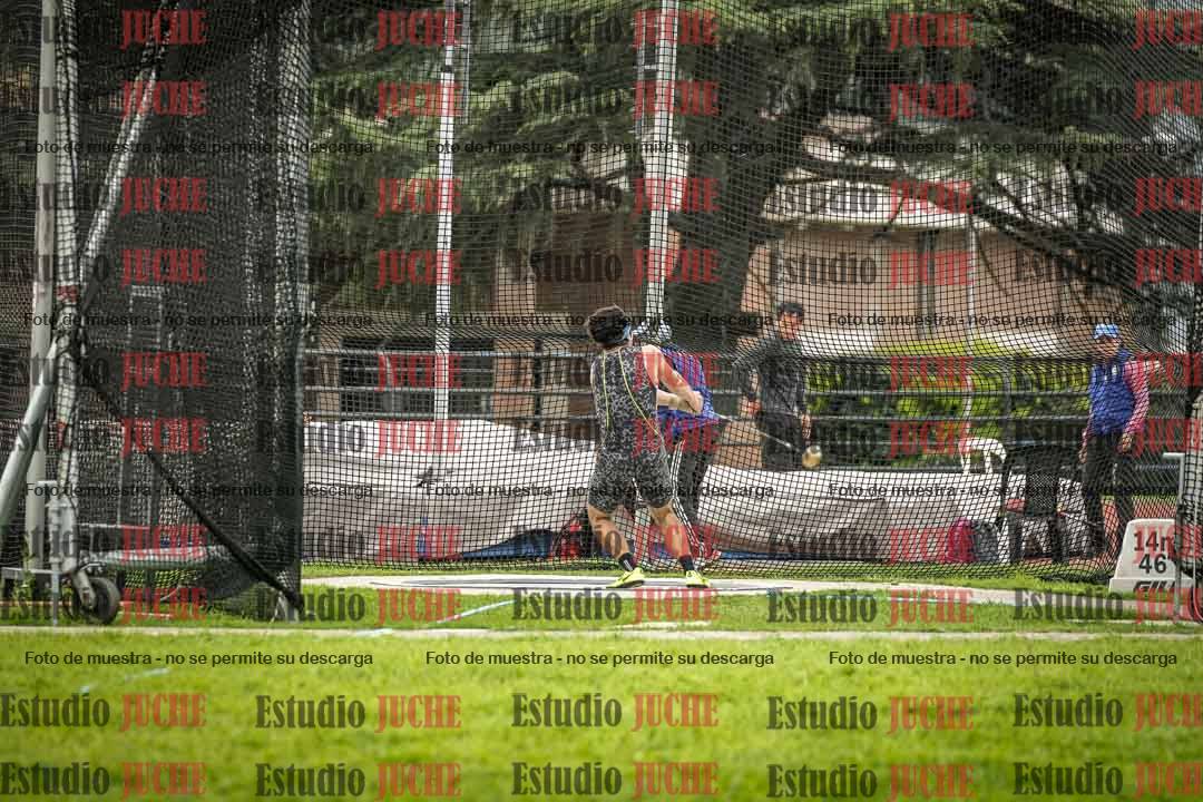 Fotos del lanzamiento de martillo de varones