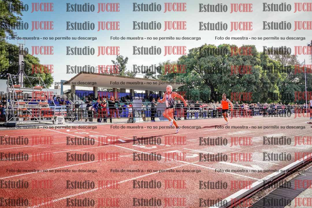 Fotos de los 100 m llanos de varones