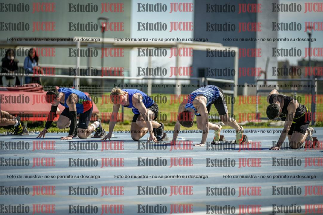 Fotos de los 100 m llanos de varones