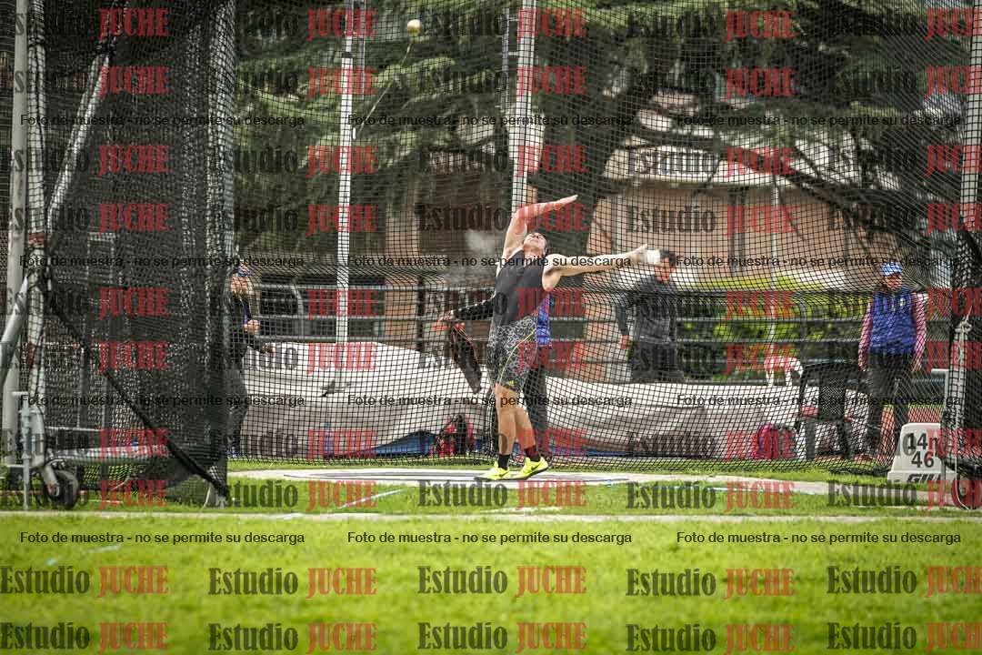 Fotos del lanzamiento de martillo de varones