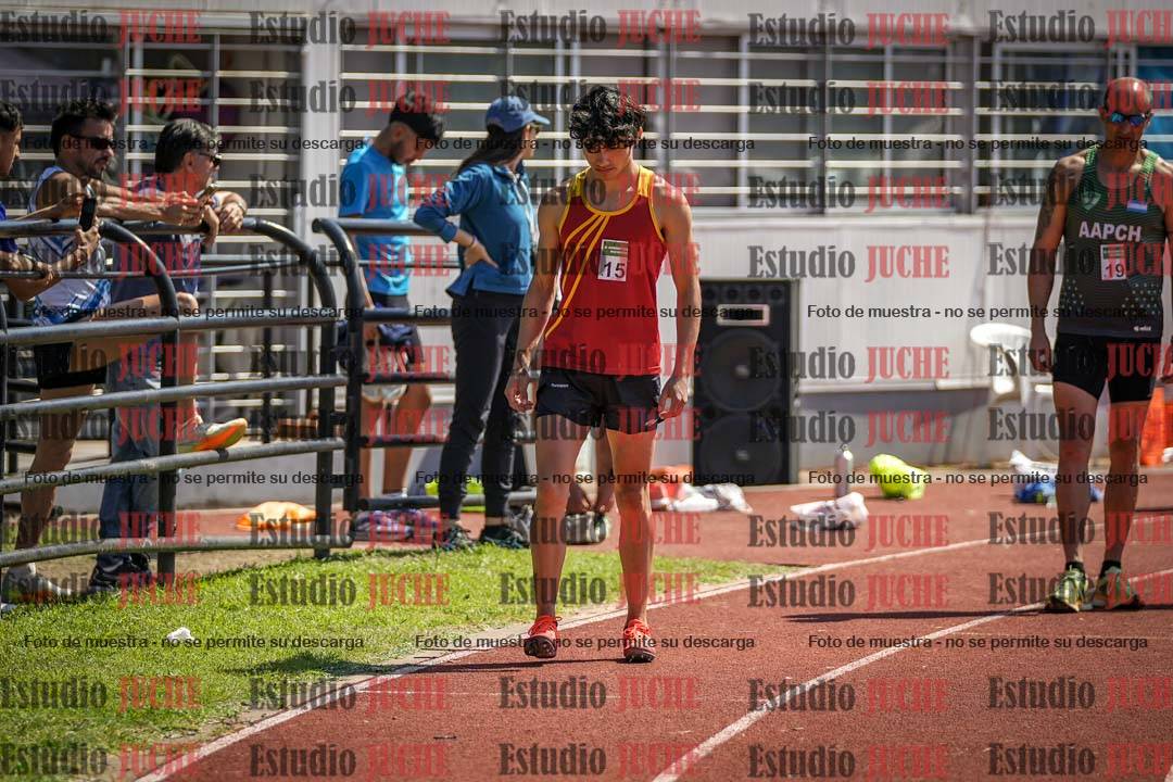 Fotos de los 800 m llanos de varones