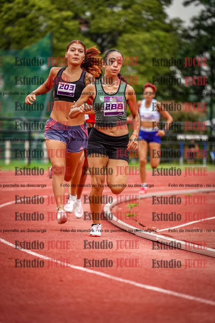 Fotos de los 800 m llanos de mujeres