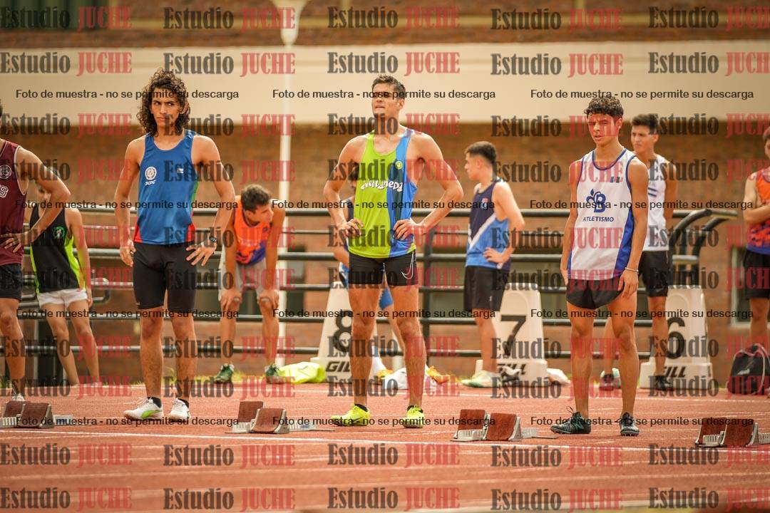 Fotos de los 100 m llanos de varones