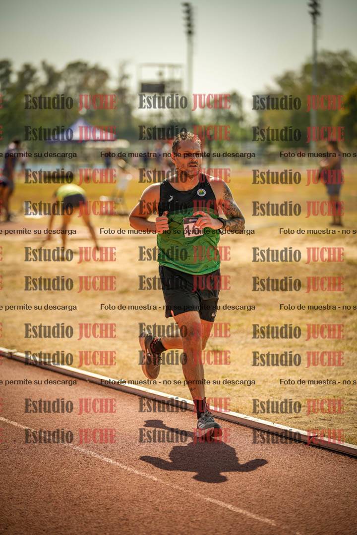 Fotos de los 3000 m llanos de varones