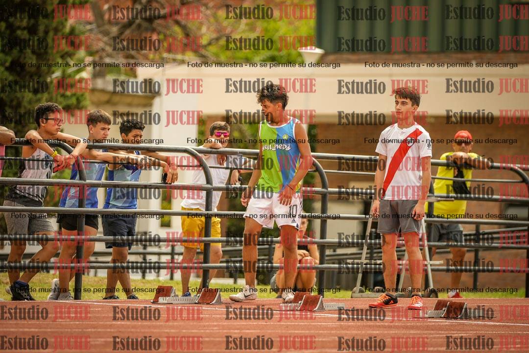 Fotos de los 100 m llanos de varones