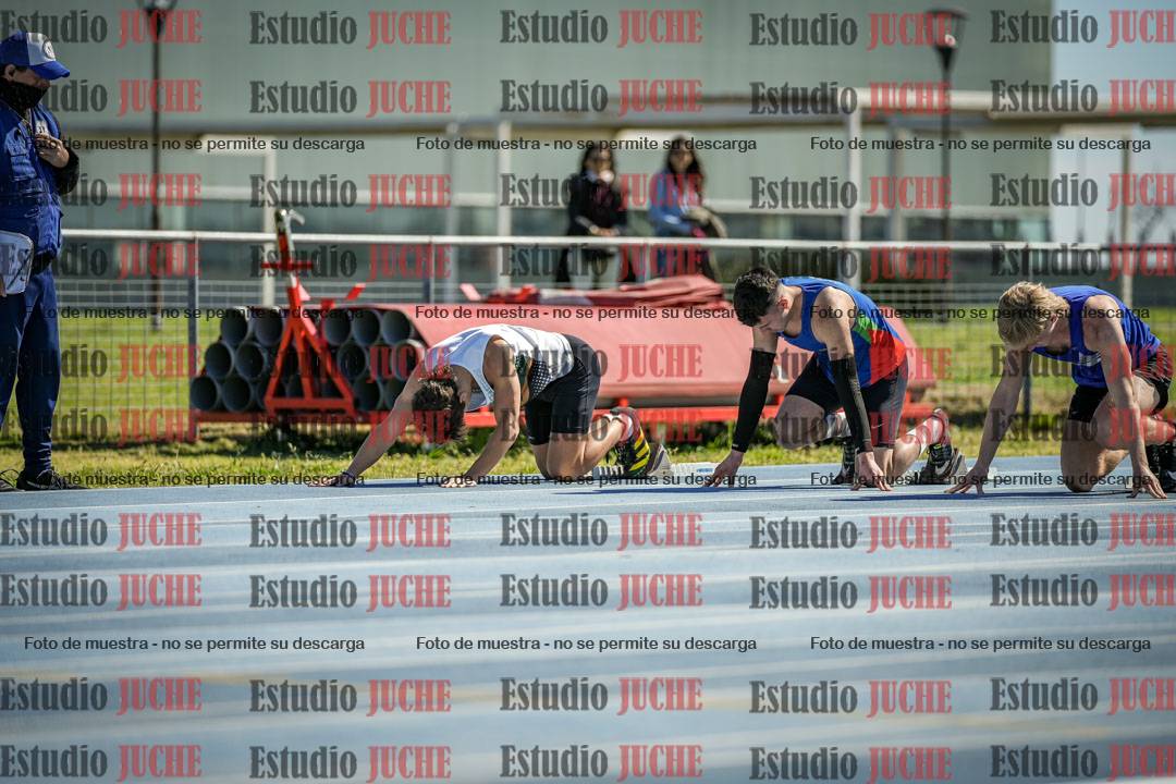Fotos de los 100 m llanos de varones