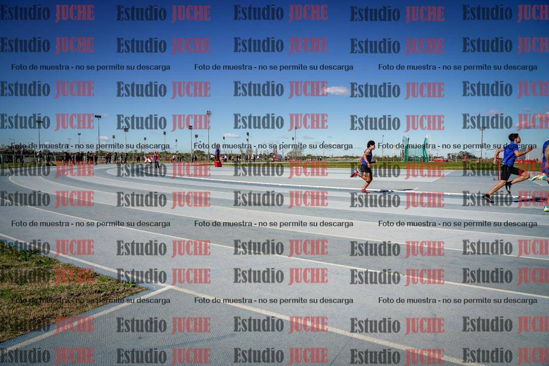 Fotos de los 200 m llanos de varones