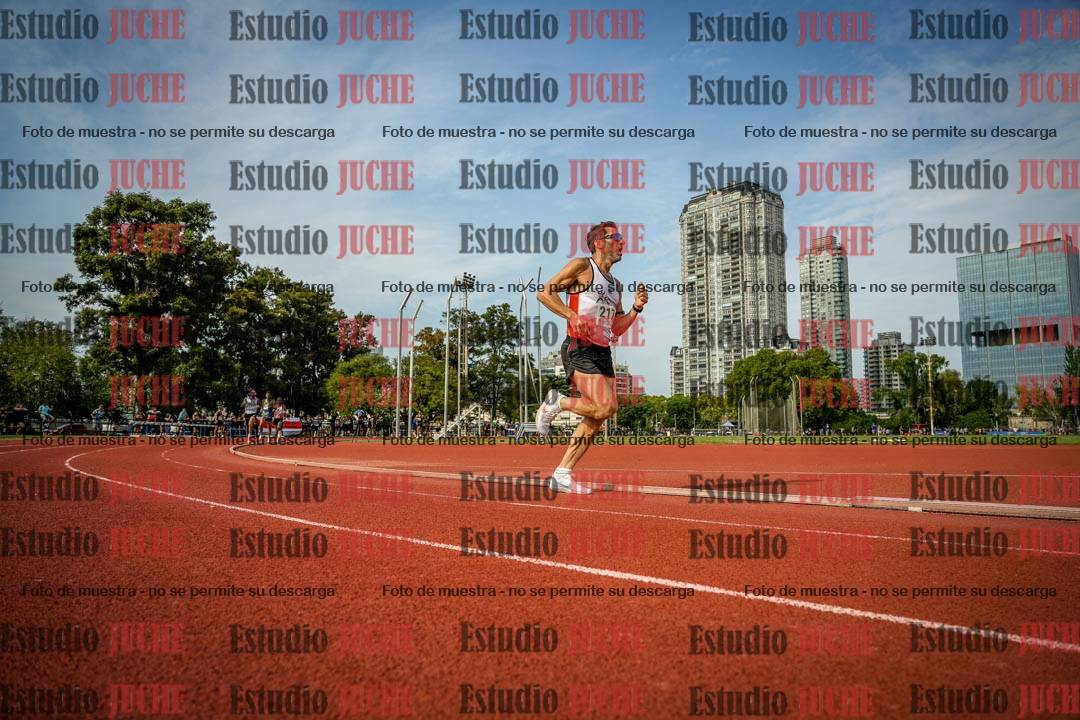 Fotos de los 3000 m llanos de varones