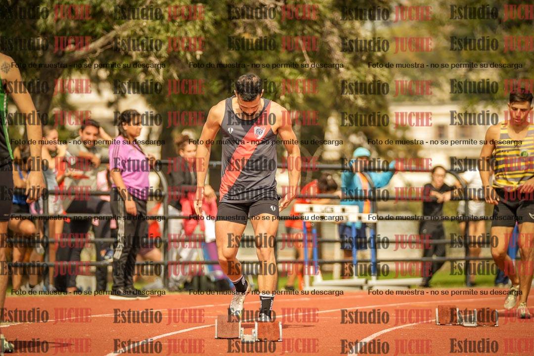 Fotos de los 200 m llanos de varones