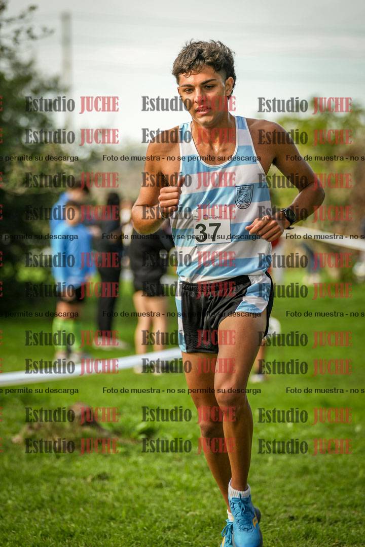 Fotos de la llegada del cross de 6000 m