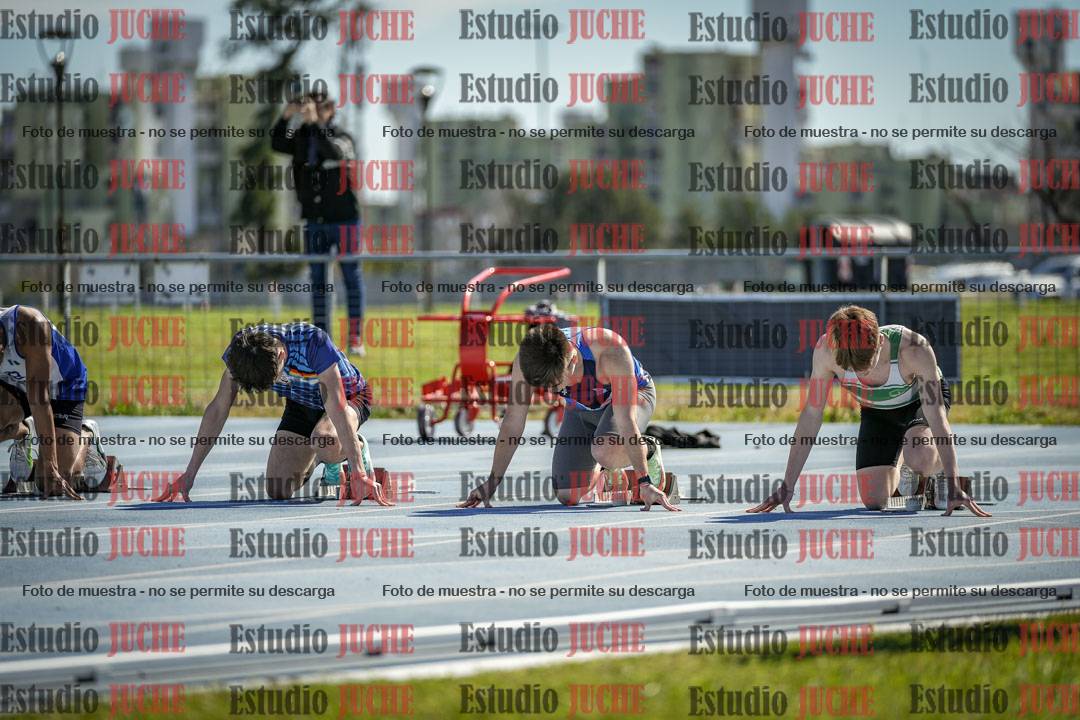 Fotos de los 100 m llanos de varones