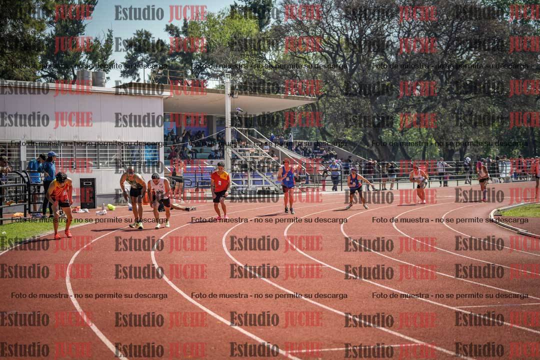 Fotos de los 800 m llanos de varones