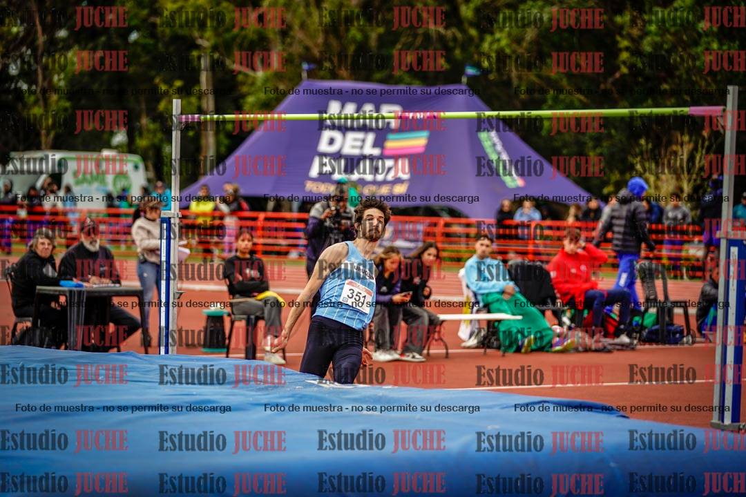 Fotos del salto en alto de varones - FINAL