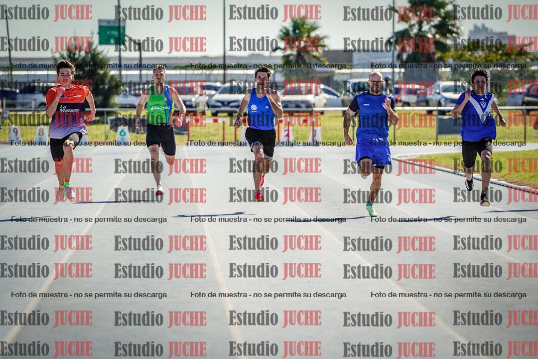 Fotos de los 200 m llanos de varones